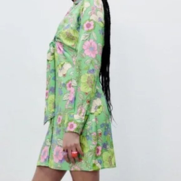 ZARA MS SIZE SMALL LIGHT GREEN WITH MULTI-COLOR FLORAL PRINT SATIN LIKE DRESS - Picture 2 of 12